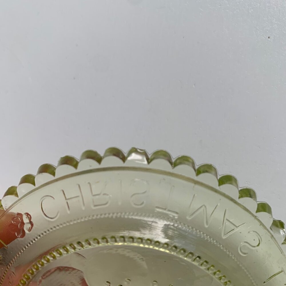 New Bedford Glass Museum Commemorative Plate Christmas 1986 – Pressed Glass - Picture 3 of 5